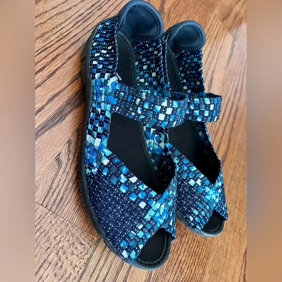 Lady Godiva Slip On Stretch Women’s Shoes - Picture 1 of 7